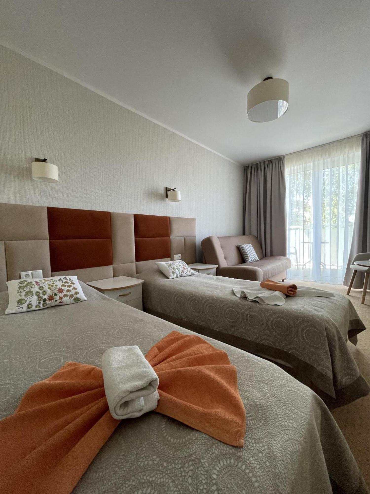 Bed and Breakfast Damroka Леба Экстерьер фото