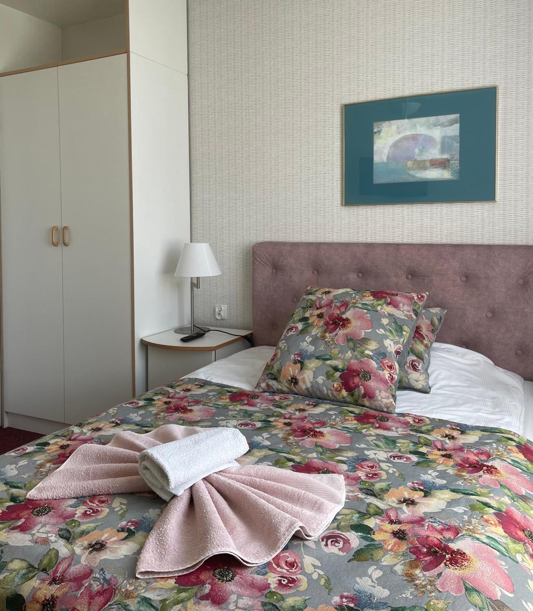 Bed and Breakfast Damroka Леба Экстерьер фото