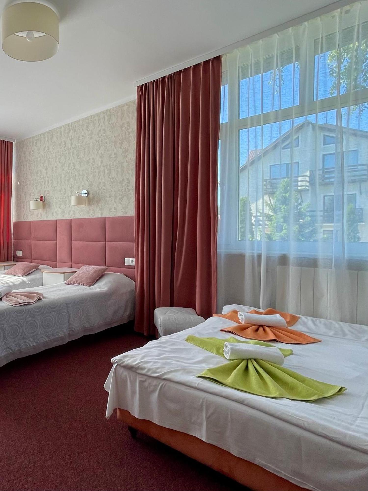 Bed and Breakfast Damroka Леба Экстерьер фото